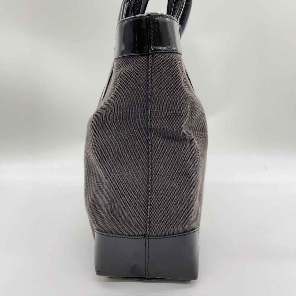 Gucci Black and Cream Structured Tote Bag - Picture 9 of 16